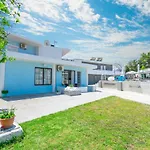 Mando Living -faliraki Apartmanhotel