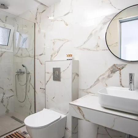 شقة فندقية Mando Living -faliraki 3*