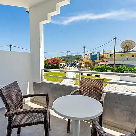 Mando Living -faliraki Aparthotel 3*