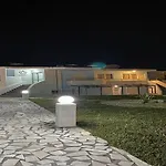 Mando Living -faliraki 3*