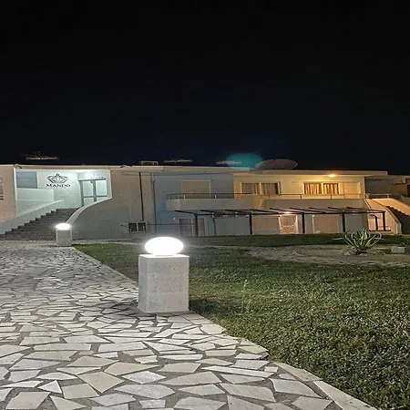 Mando Living -faliraki 3*